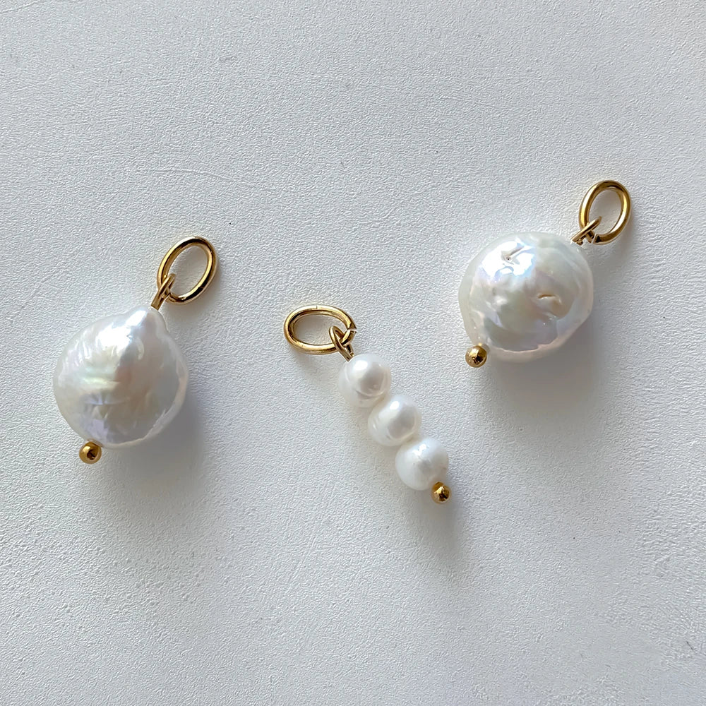 eManco Natural Cultured Freshwater Pearl Charms with  Stainless Steel Jump Rings for DIY Earrings Necklace Jewelry Making