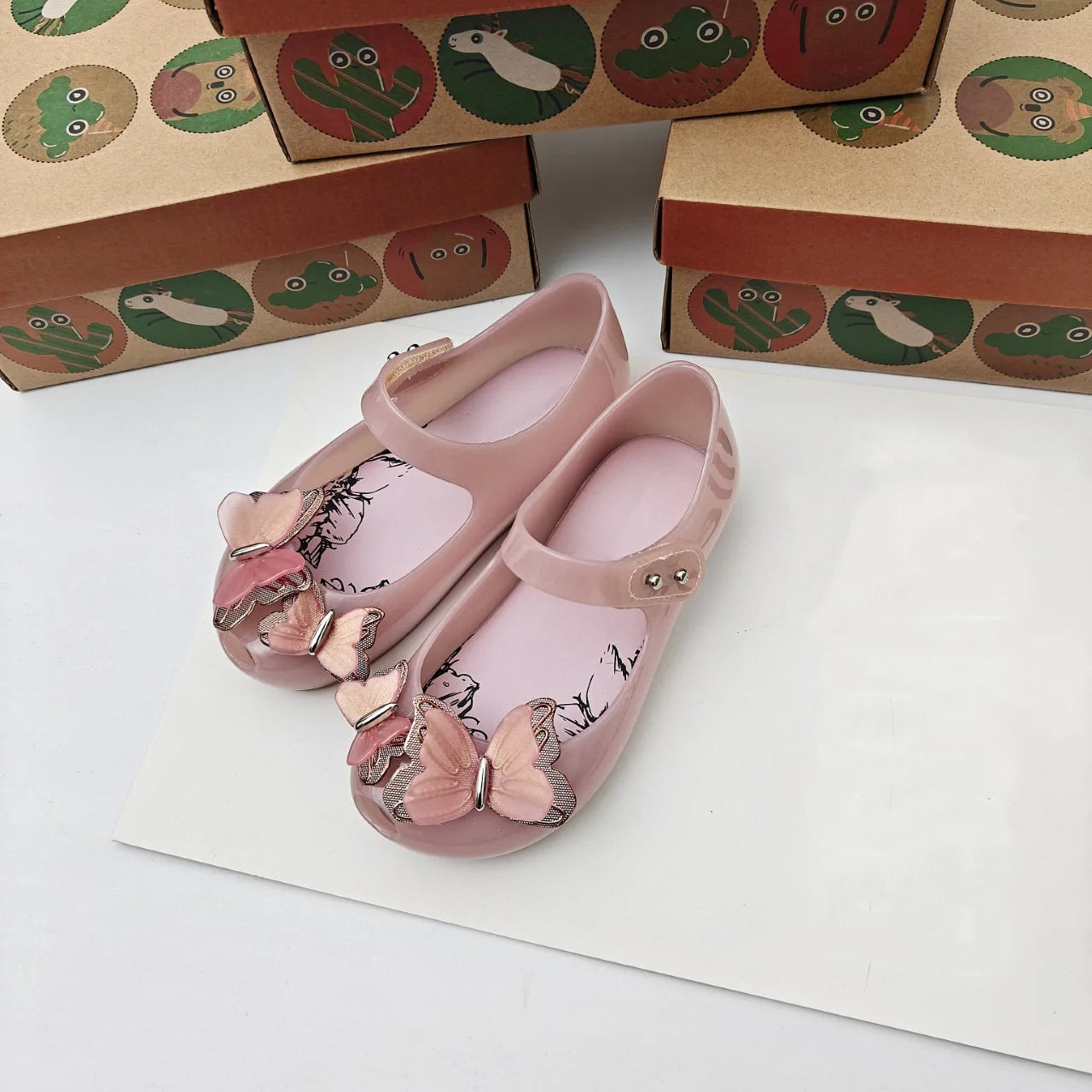 Brazil Brand 2026 New Style Kids Fashion Classical Jelly Shoes Girl Princess Cute Butterfly Sandal Kids Beach Single Shoe HMI210