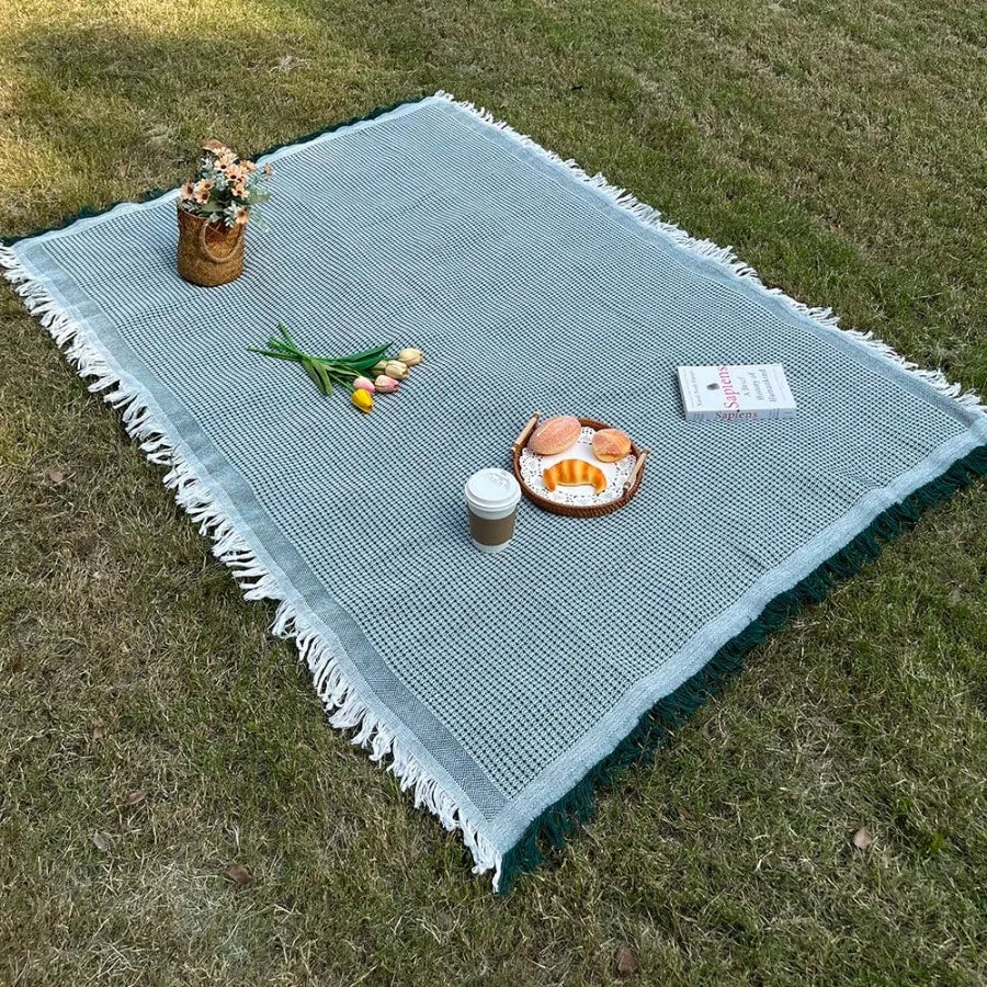 1pc Ins style Picnic Blanket, Beach Blanket, Soft & Foldable Outdoor Mat - Essential for Spring and Summer Camping, Parties