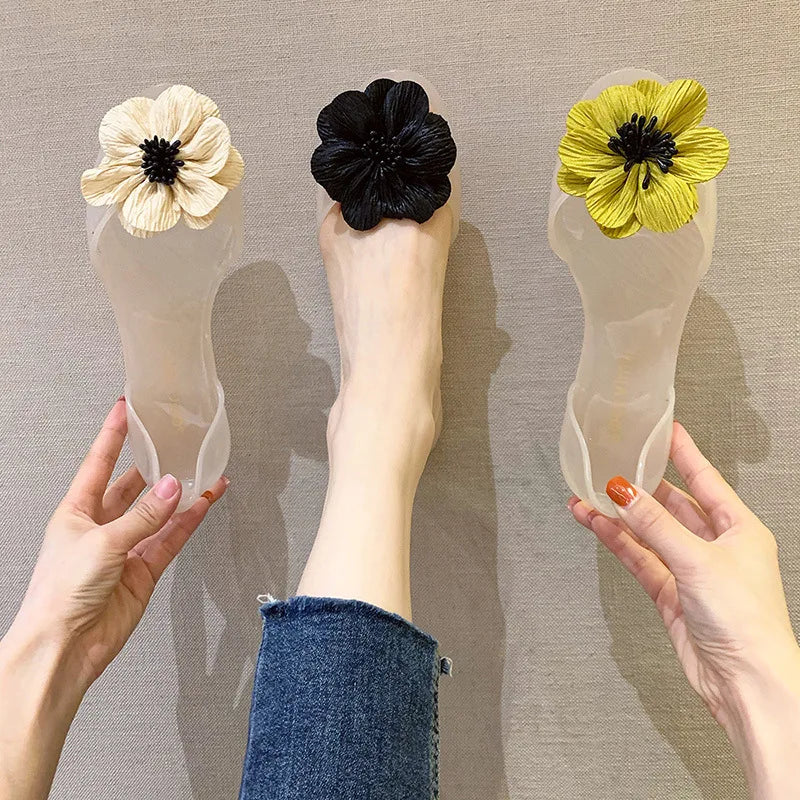 2026 New Fashion Women Jelly Sandals Transparent Crystal Design Flower Decor Waterproof Breathable Soft Sole Sweet Beach Shoes