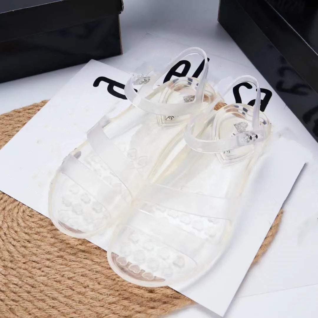 On sale Brand Retro Summer Sandals Nostalgic Jelly Mom Shoes Women Fashion PVC Transparent Ladies Flat Beach Shoes SM161