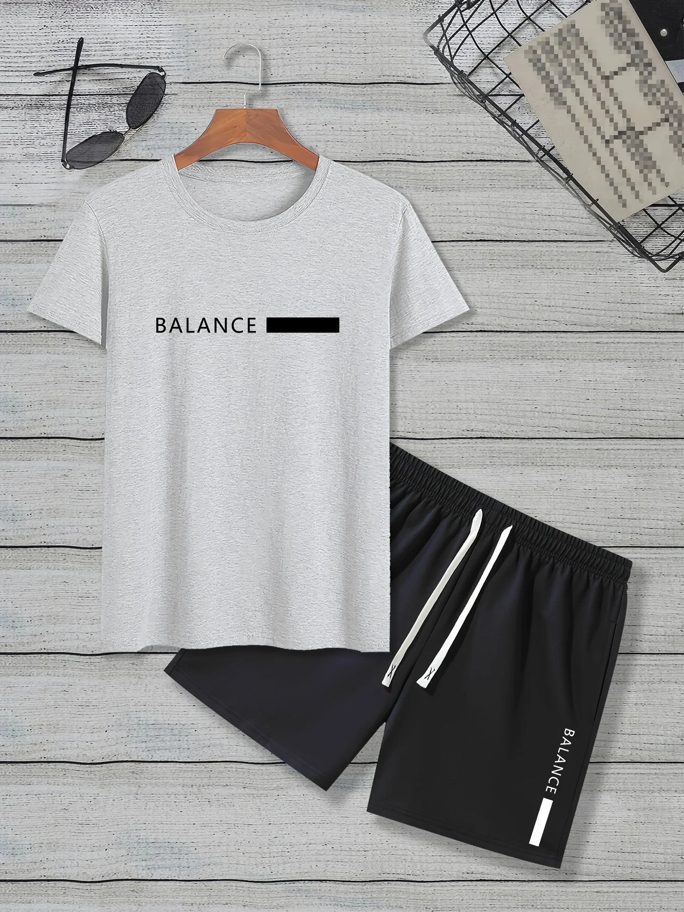 2026 Casual Men's Set Summer Apparel Color-Blocked Short-Sleeve Top Relaxed Drawstring Shorts Stylish Streetwear Ensemble