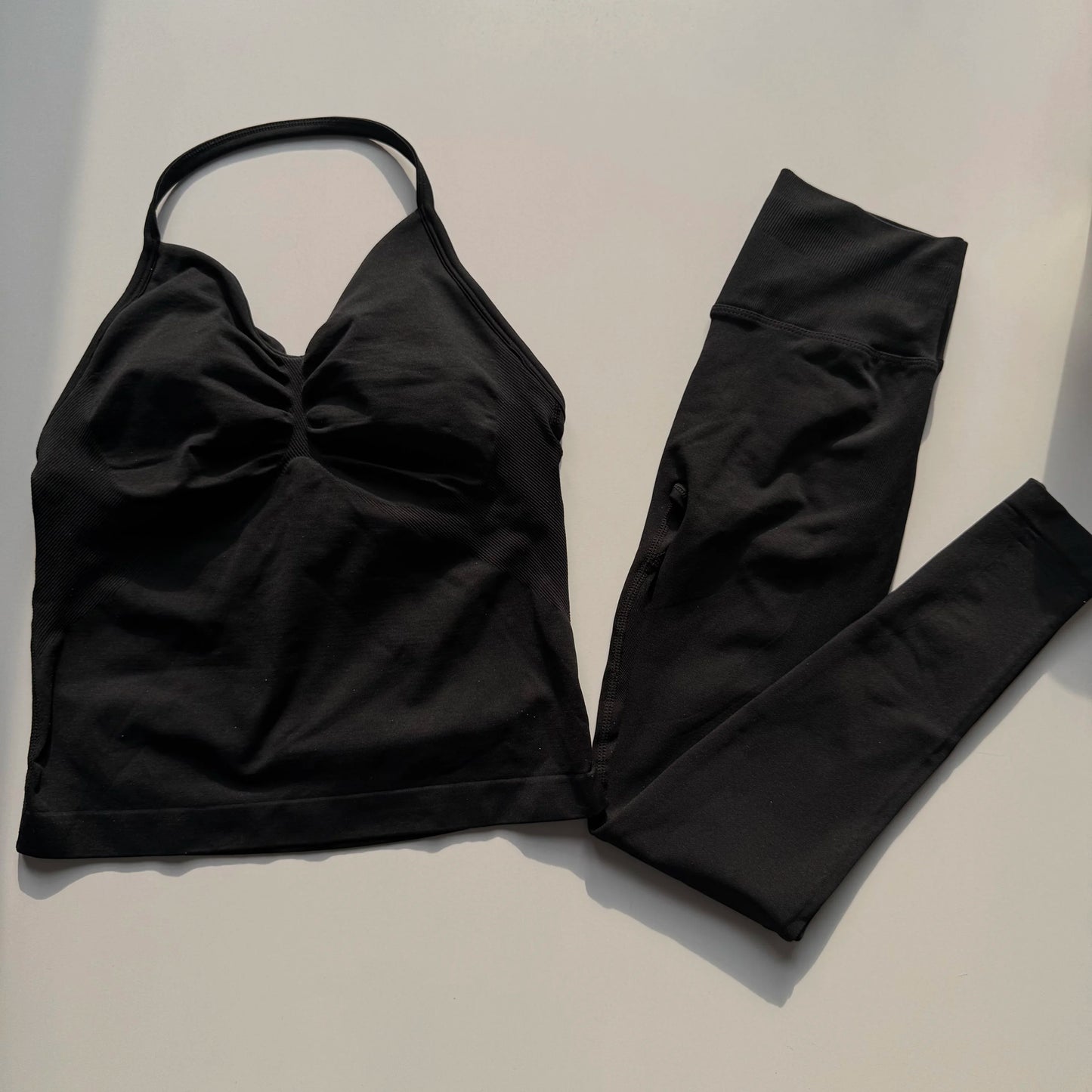 Women's Halter-Neck Beautiful-Back Fitness Set: One-Piece Bra Pad with High-Waist Butt-Lifting Pants Yoga and Workout Wear