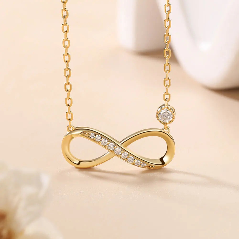 LinkerLove Moissanite Infinite Loop Pendant Necklace S925 Sterling Silver Diamond Clavicle Chain for Women Party Trendy Jewelry