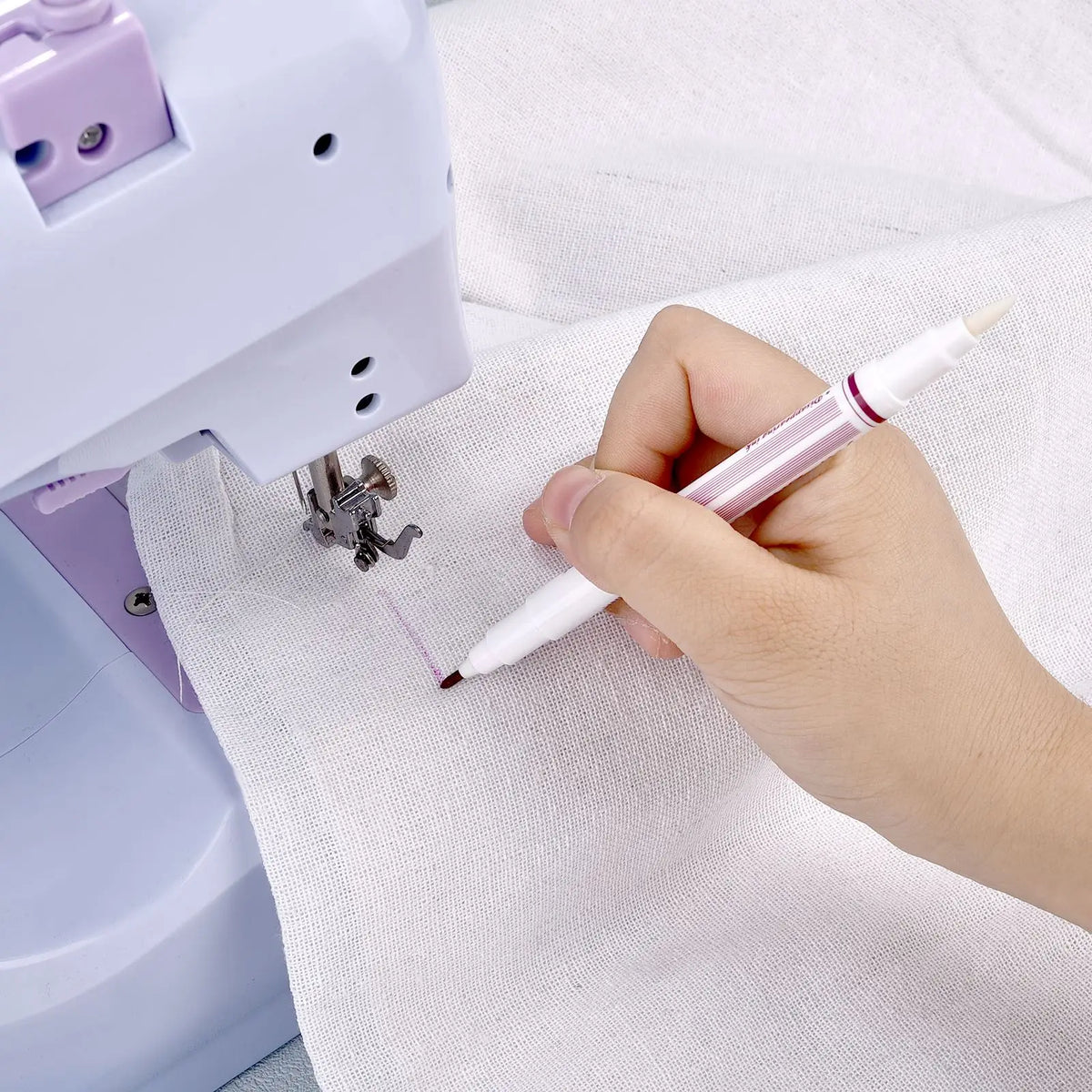 1/3pcs Disappearing Erasable Ink Fabric Marker Pen Cross Stitch Water Erasable Pen Tailor'S Quilting Sewing Tools Dressmaking
