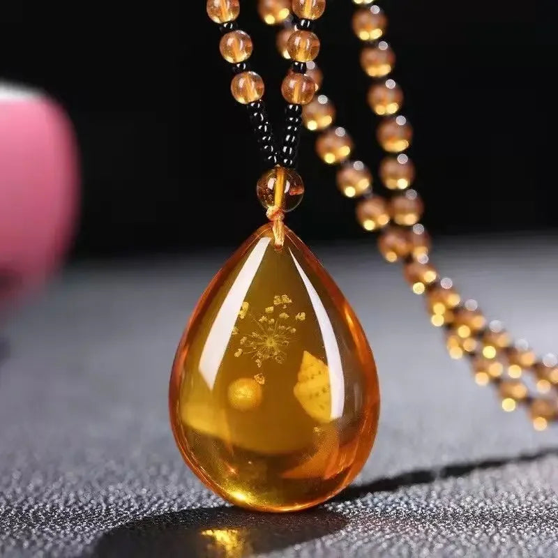 Amber Beeswax Necklace Heart Flower Drops Imitation Yellow Jade Pendant for Women Unisex Unique Necklace Jewelry Gift