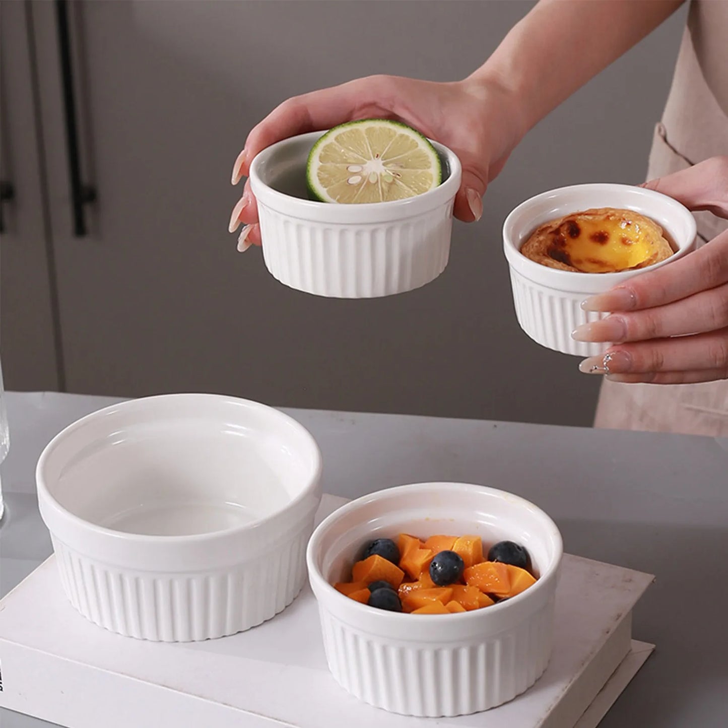 4pcs Ceramic Ramekins Bowls Oven Safe Creme Brulee Ramekins Pudding Custard Cups Souffle Ramiken Dipping Sauce Small Ceramic