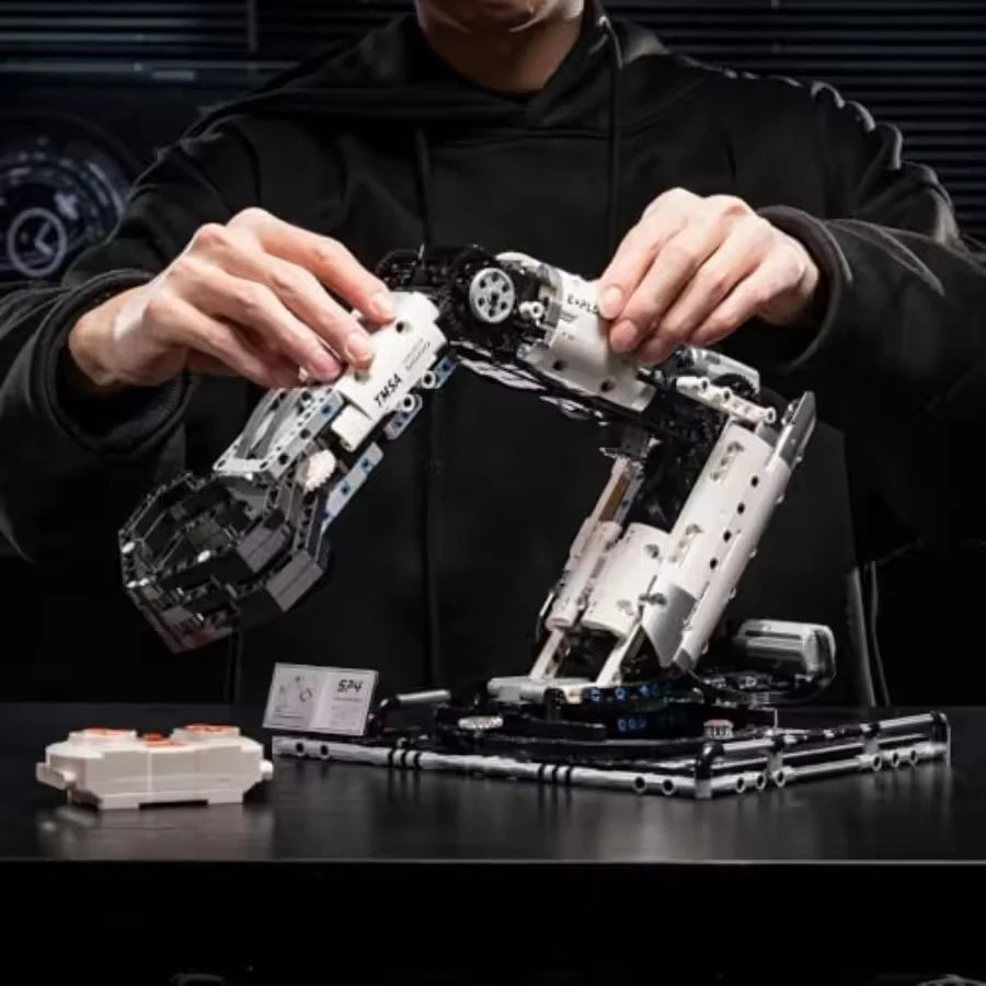 Programmable Multi-Axis Robotic Arm Building Bricks - RC Smartphone Control Interactive STEM Toys for children