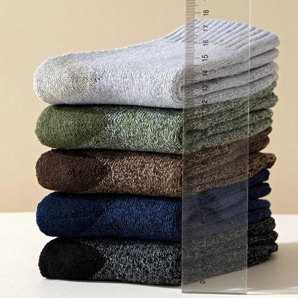 New 2026 5 Pairs Merino Wool Socks For Men, Super Thick Hiking Man Socks Thermal Socks For Cold Weather