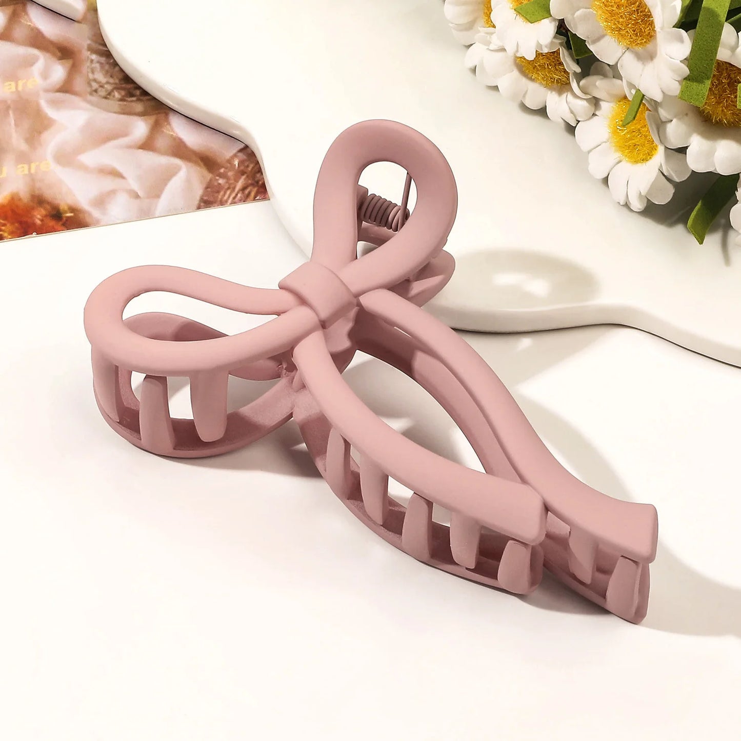 Matte Bow Large Hair Claw Crab for Women Acrylic Bowknot Hair Clips Hairpins Girls Barrettes Headbands Ponytail Hair Accessories