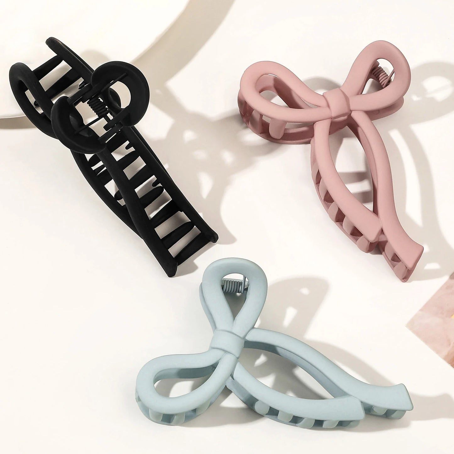 Matte Bow Large Hair Claw Crab for Women Acrylic Bowknot Hair Clips Hairpins Girls Barrettes Headbands Ponytail Hair Accessories