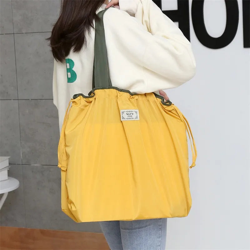 Large Capacity Reusable Shopping Bag Fashion Eco-Friendly Drawstring Grocery Bag Casual Travel Waterproof Shoulder Handbag