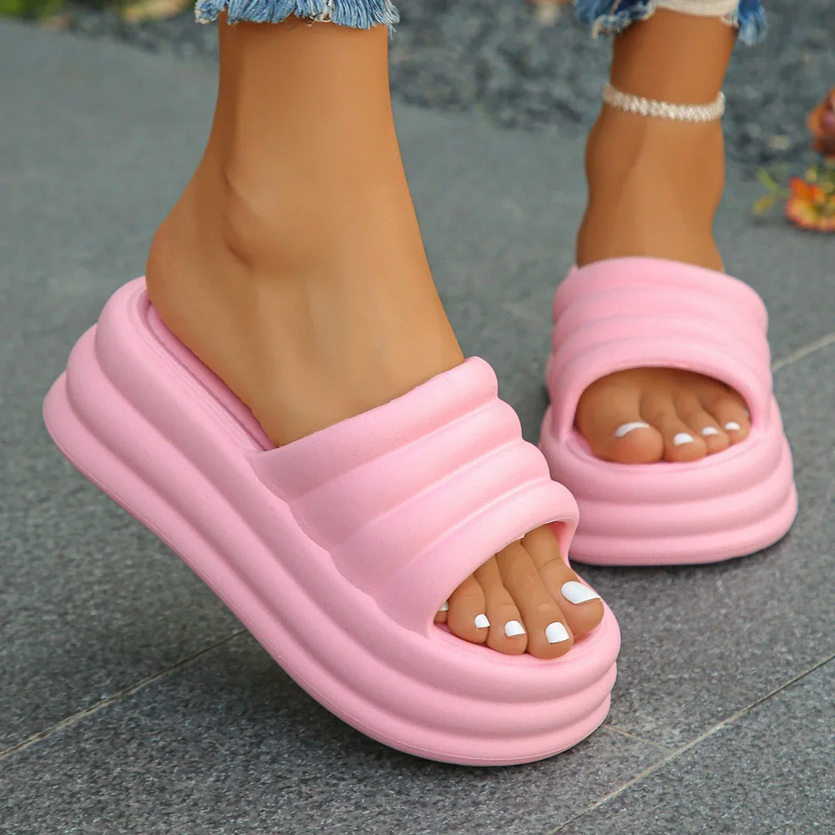 Hot Pink Chunky Platform Slippers Women Summer 2025 Thick Bottom Wedge Heels Sandals for Woman Non Slip Outdoor Flip Flops